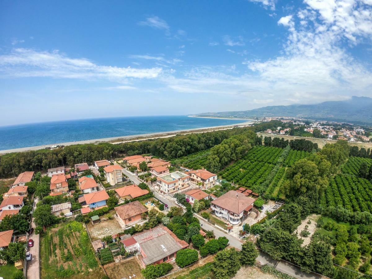 B&B Pineta Mare Lamezia Terme Exteriör bild